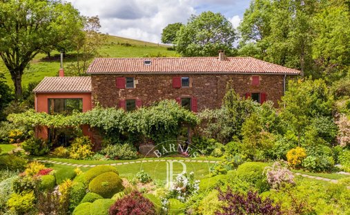 Domaine à Saint-Sernin-sur-Rance, Occitanie, France 1