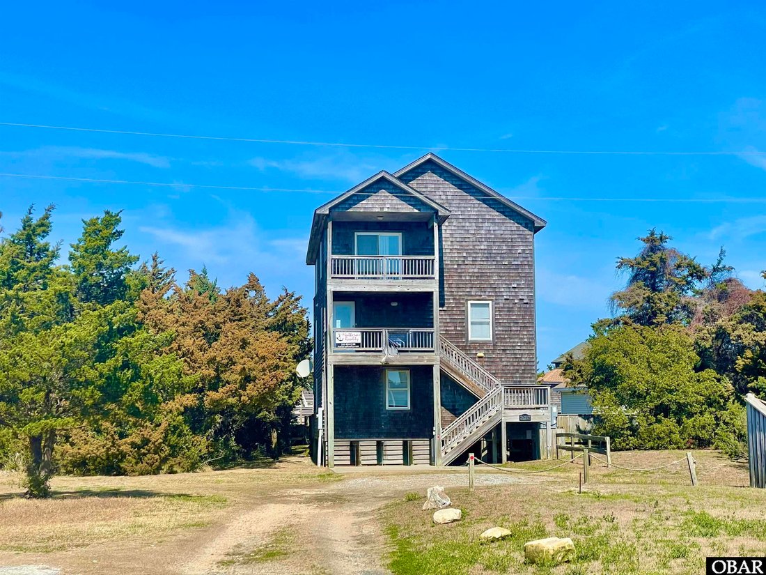 House in Waves, North Carolina, United States 2 - 17358771