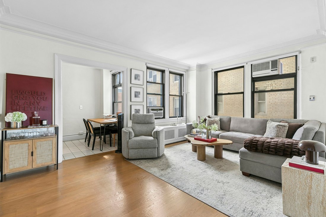 Co Op in New York, New York, United States 1 - 17574579