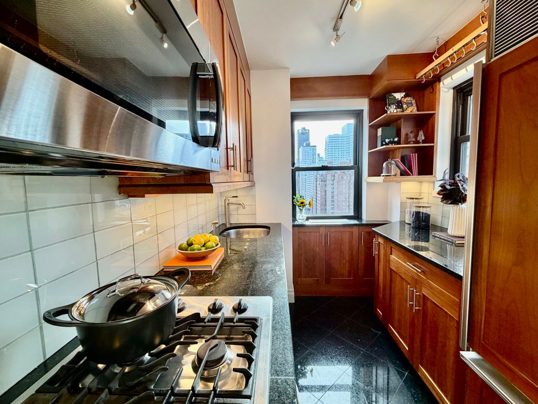 Co Op in New York, New York, United States 5 - 16784742