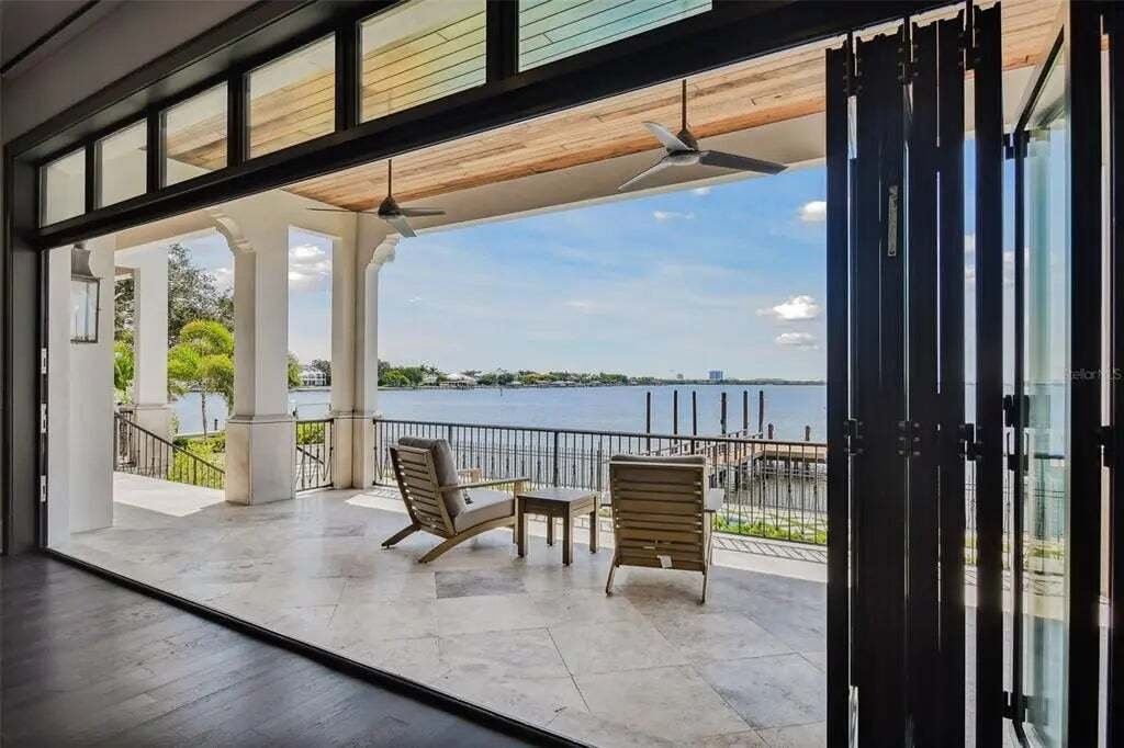 House in Tampa, Florida, United States 4 - 17945135
