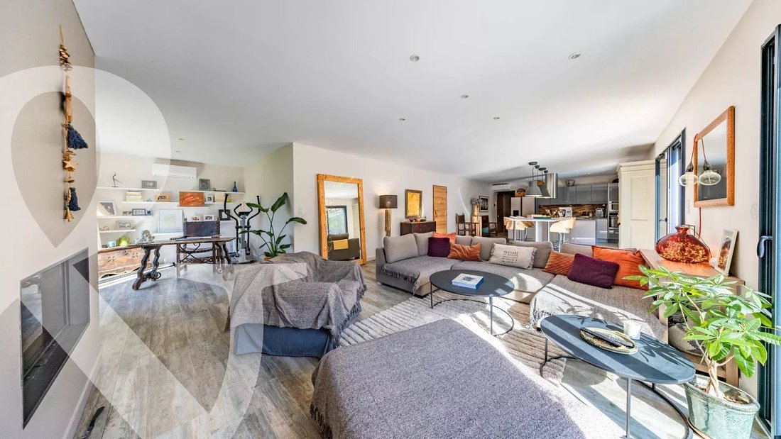 House in Paradou, Provence-Alpes-Côte d'Azur, France 5 - 17939799