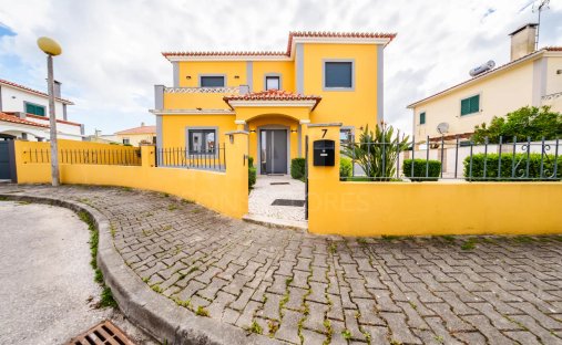 Villa in Atouguia da Baleia, Leiria District, Portugal 1