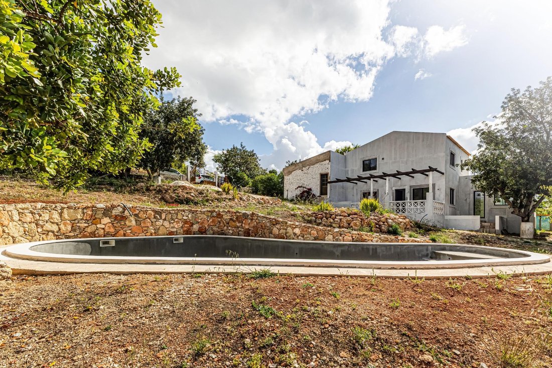 Villa in Loule (Sao Clemente), Algarve, Portugal 1 - 17937636
