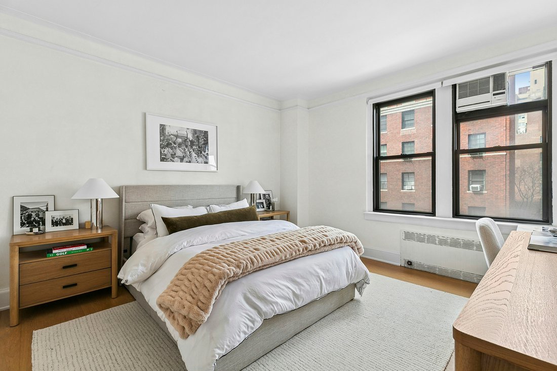 Co Op in New York, New York, United States 4 - 17574579