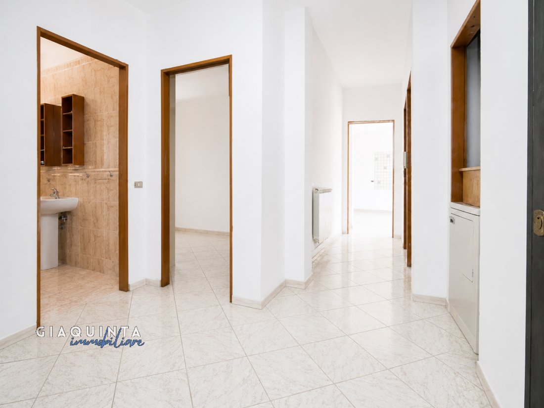 House in Palagonia, Sicily, Italy 5 - 17944799
