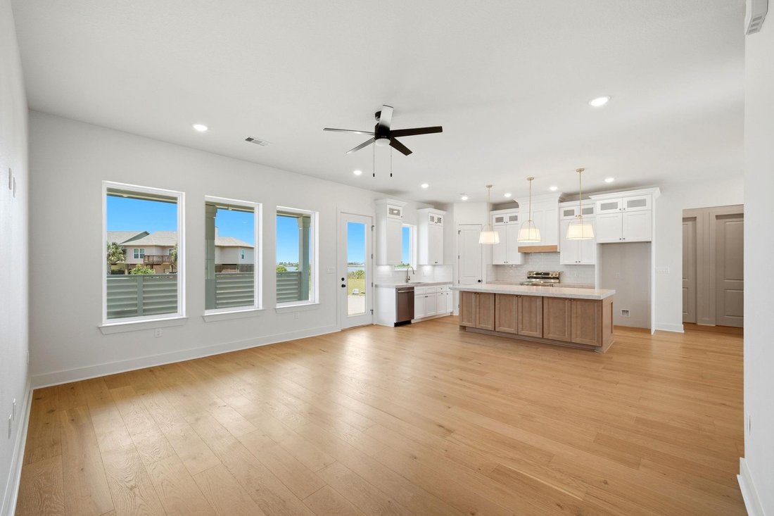House in Galveston, Texas, United States 2 - 17939400