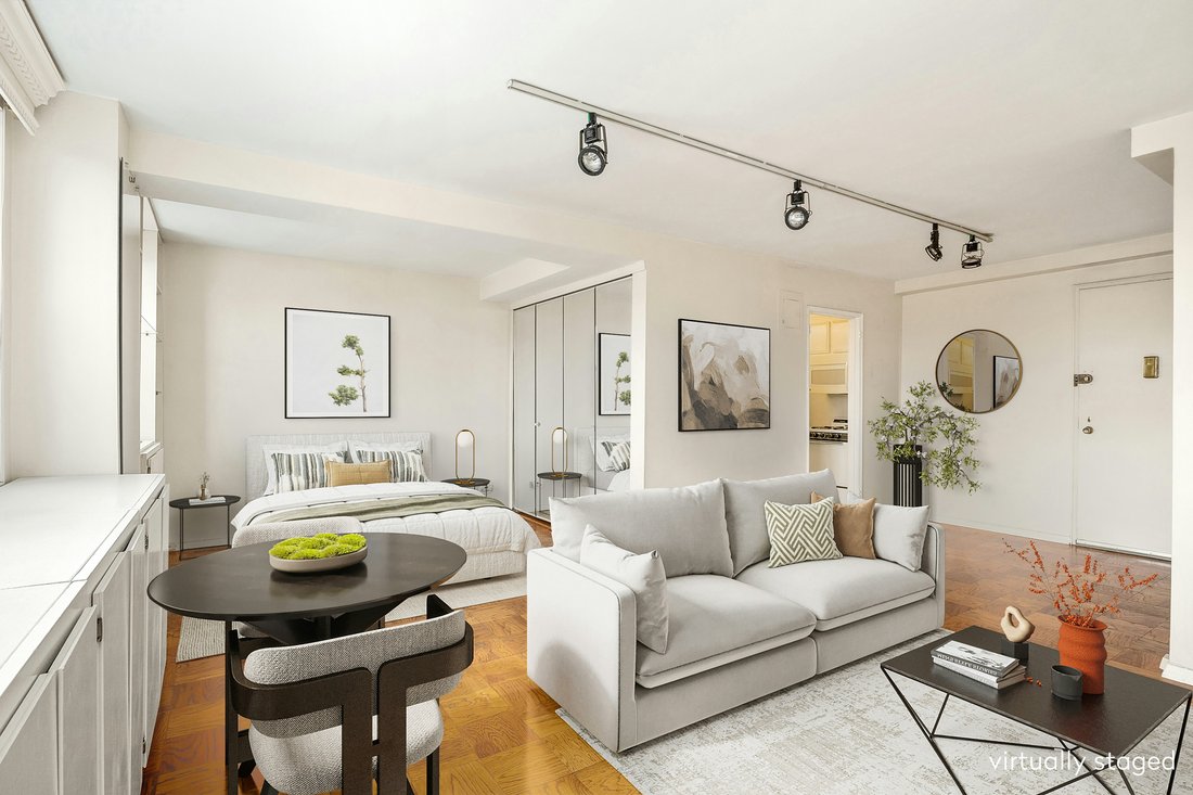 Co Op in New York, New York, United States 3 - 17748488