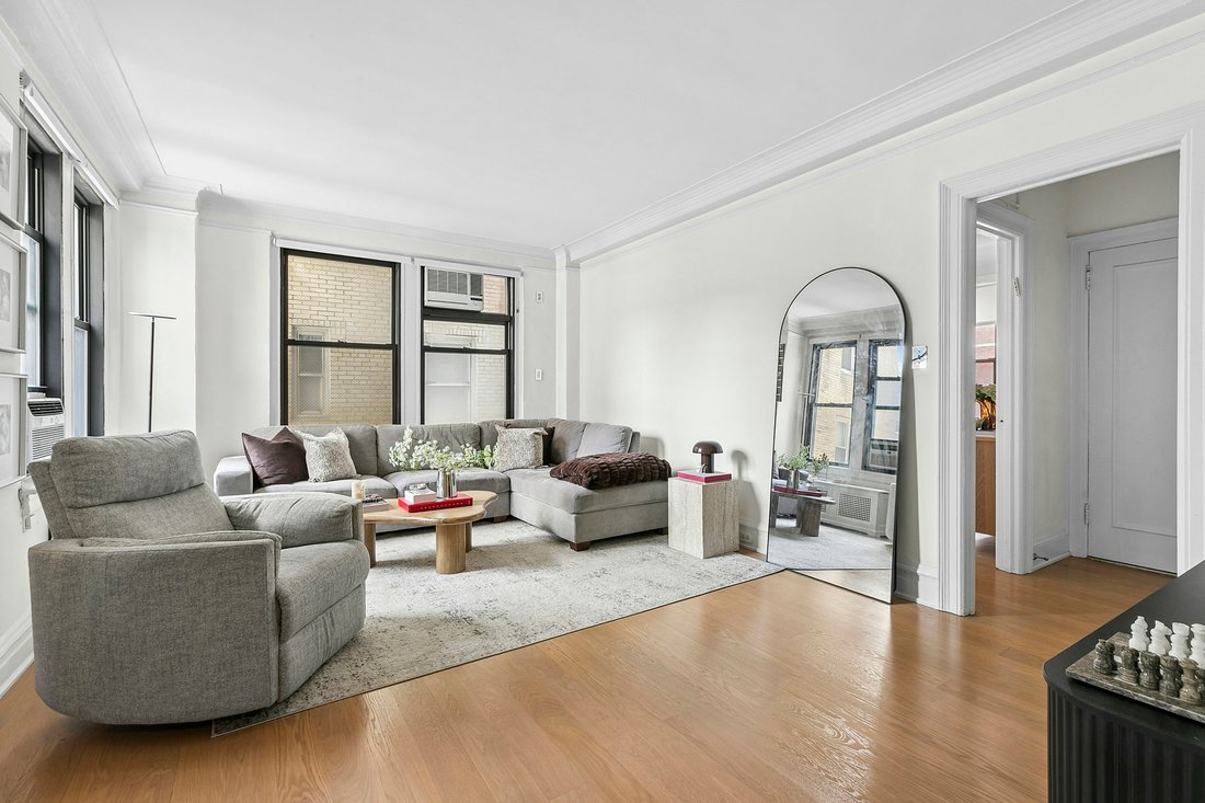Co Op in New York, New York, United States 2 - 17574579