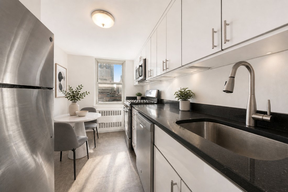 Co Op in New York, New York, United States 5 - 16881959