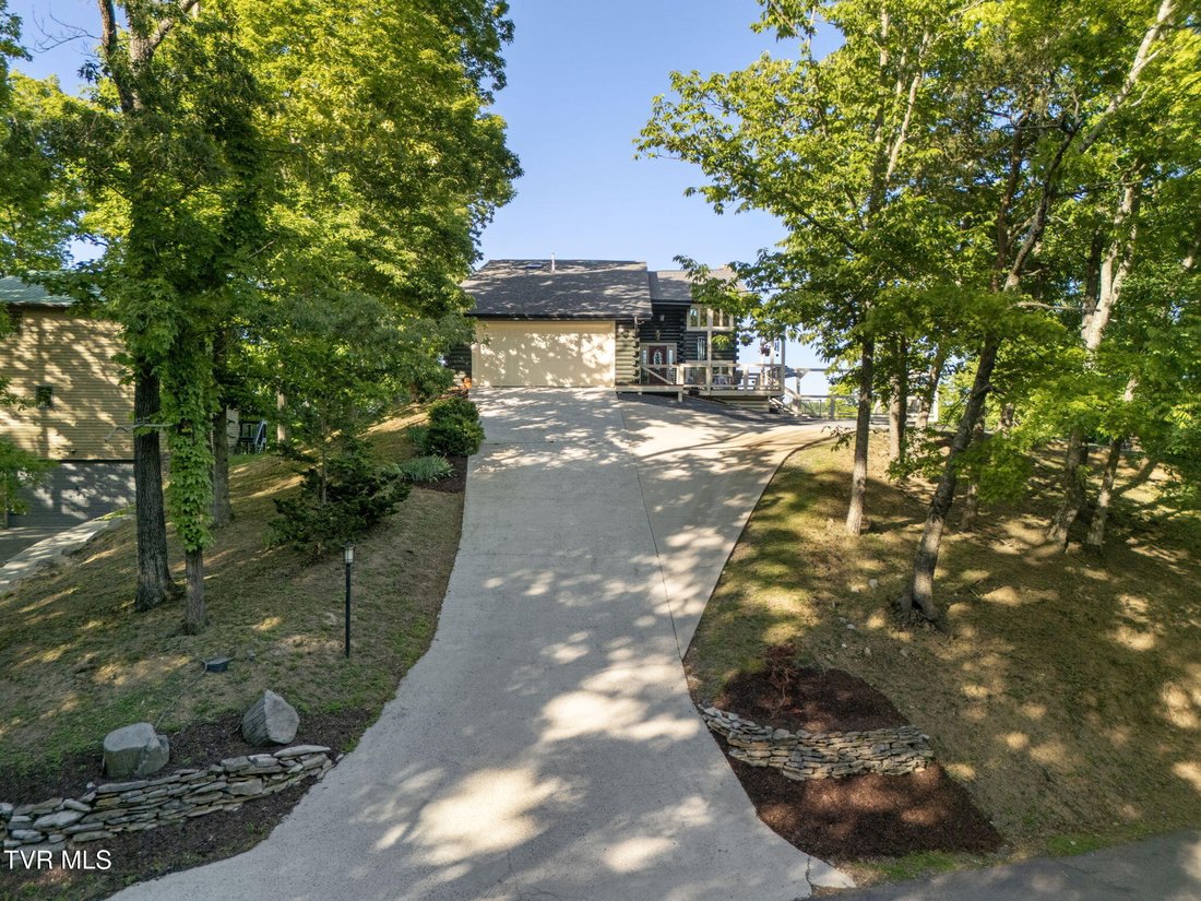 House in Abingdon, Virginia, United States 2 - 17939316