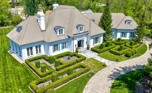 House in Winnetka, Illinois, United States 1