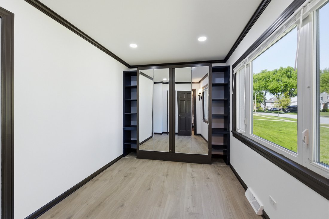 House in Palatine, Illinois, United States 4 - 17939301