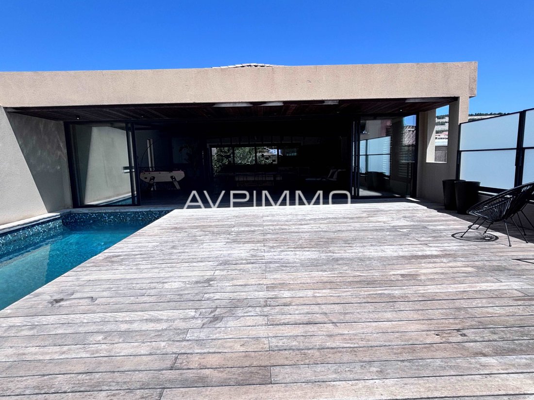 Villa in Bandol, Provence-Alpes-Côte d'Azur, France 3 - 17360197