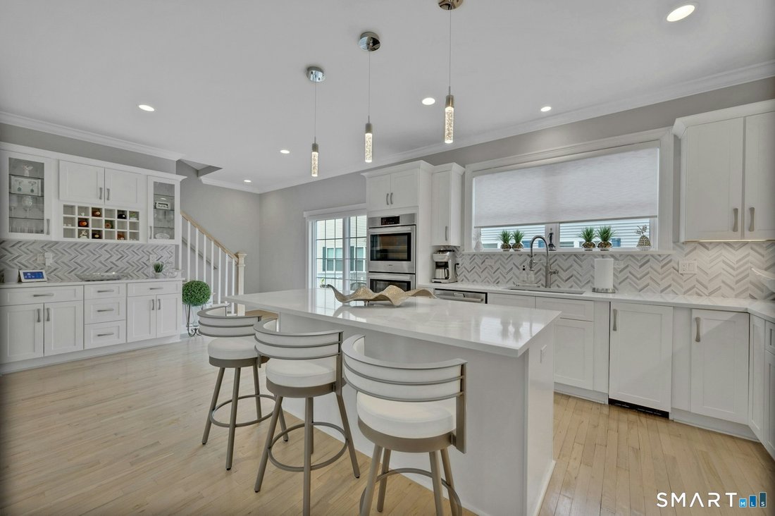 House in Stamford, Connecticut, United States 1 - 17945187