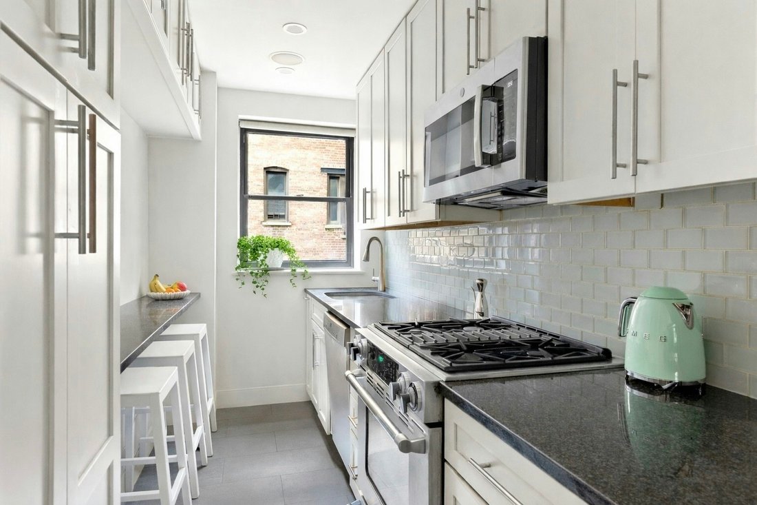 Co Op in New York, New York, United States 4 - 17493152