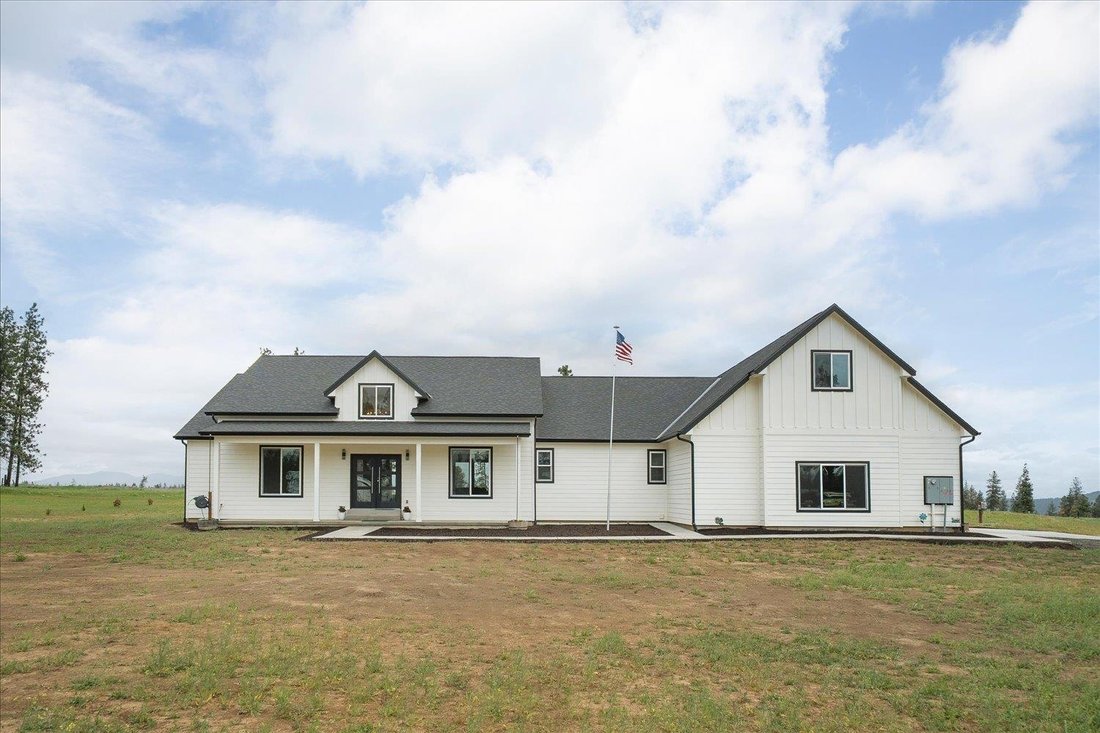 House in Nine Mile Falls, Washington, United States 5 - 17939855