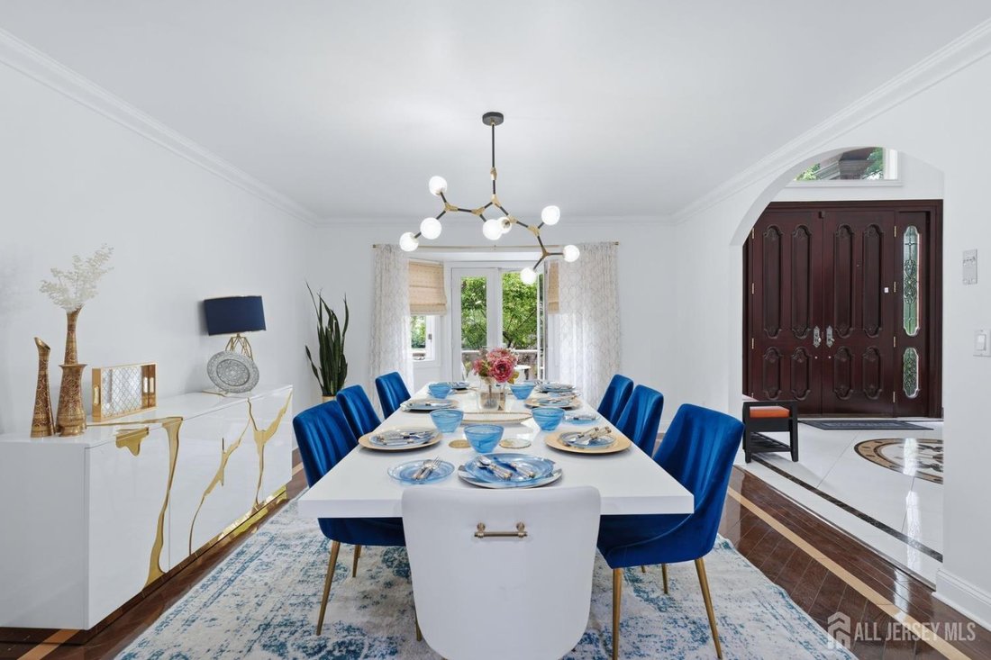 House in Metuchen, New Jersey, United States 4 - 17938361