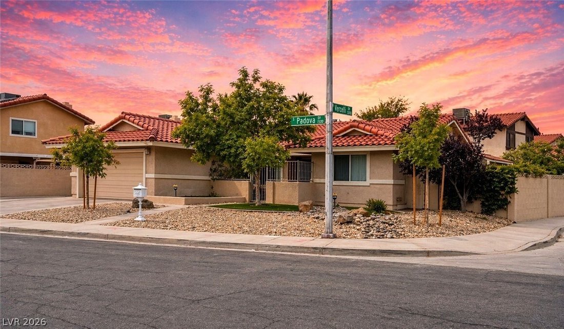 House in Las Vegas, Nevada, United States 1 - 17942292