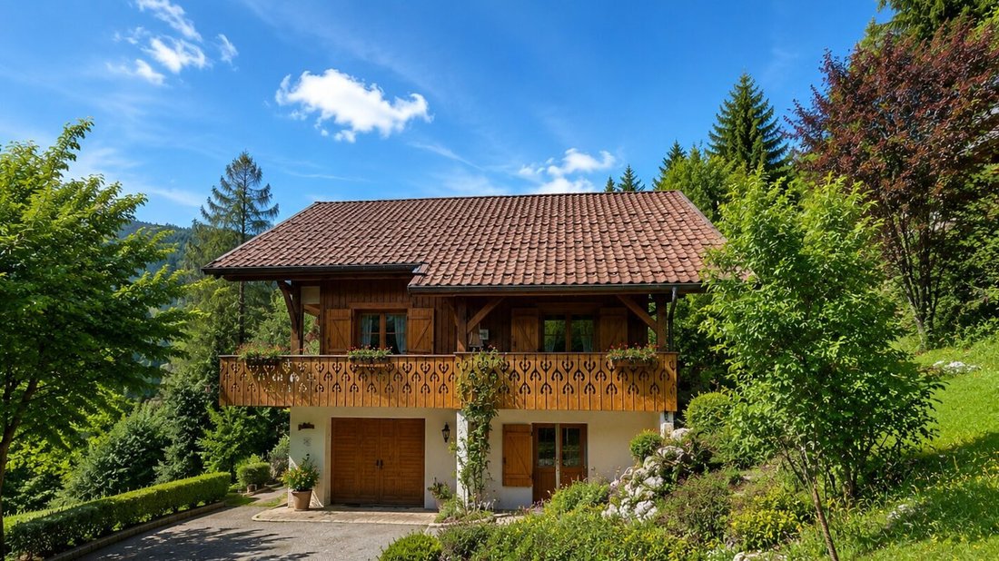 House in Les Gets, Auvergne-Rhône-Alpes, France 2 - 16865597