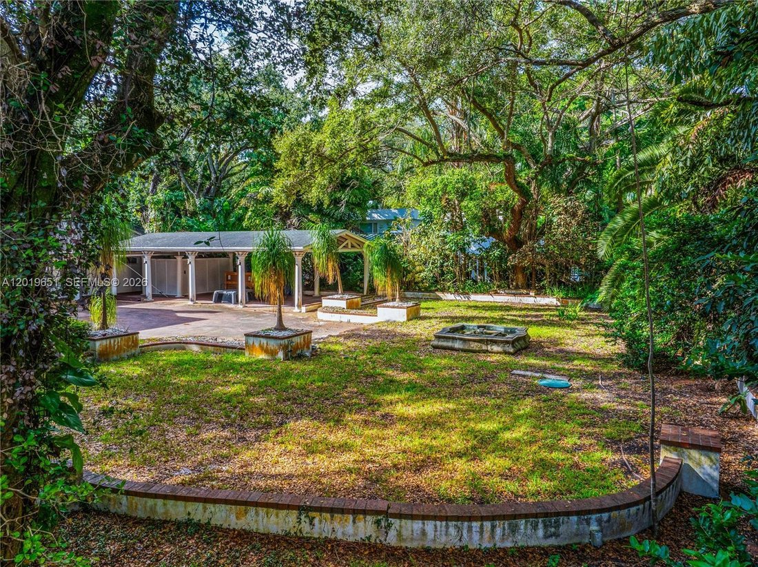 House in Miami, Florida, United States 4 - 17939655