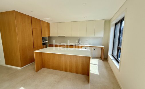 Apartment in Cedofeita, Santo Ildefonso, Se, Miragaia, Sao Nicolau e Vitoria, Porto District, Portugal 1