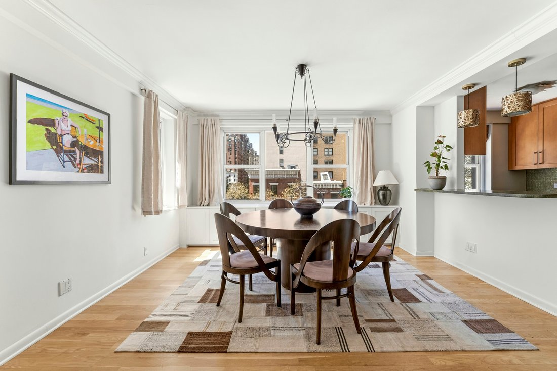 Co Op in New York, New York, United States 4 - 17633557