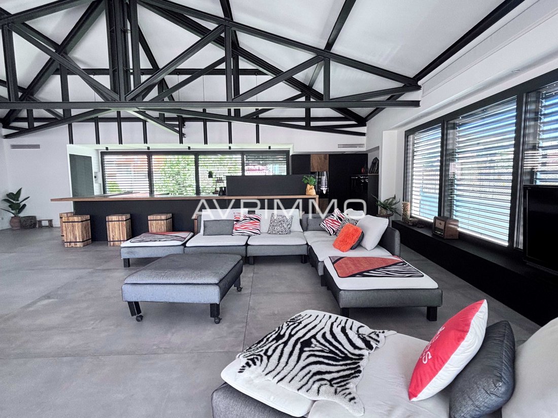 Villa in Bandol, Provence-Alpes-Côte d'Azur, France 5 - 17360197