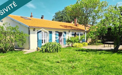 House in Le Verdon-sur-Mer, Nouvelle-Aquitaine, France 1
