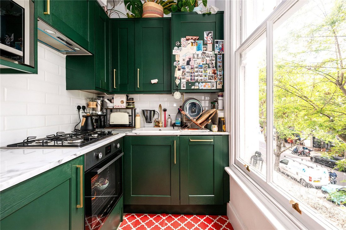 Apartment in Ladbroke Grove, Kensington And Chelsea, England 5 - 17939095