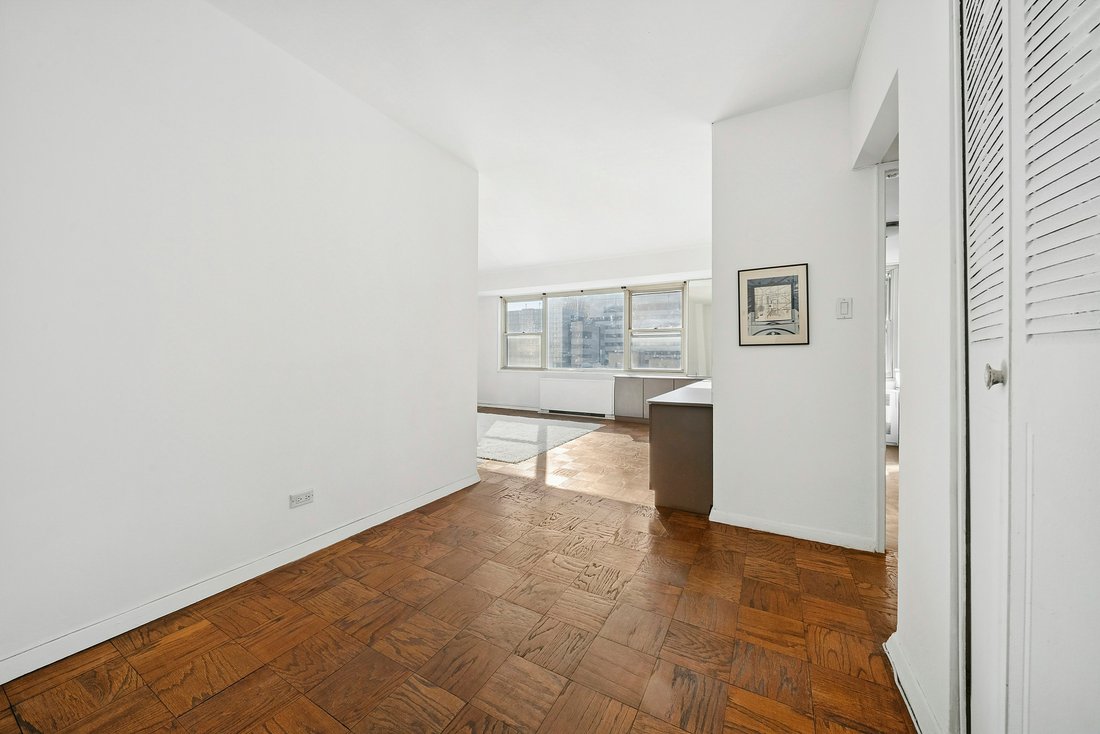 Co Op in New York, New York, United States 4 - 16881959