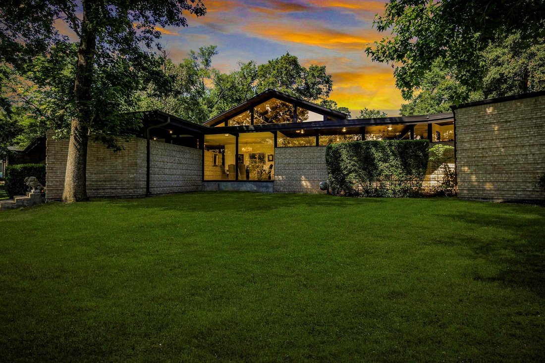 House in Conroe, Texas, United States 4 - 17940938