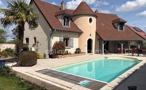 Haus in Daix, Bourgogne-Franche-Comté, Frankreich 1