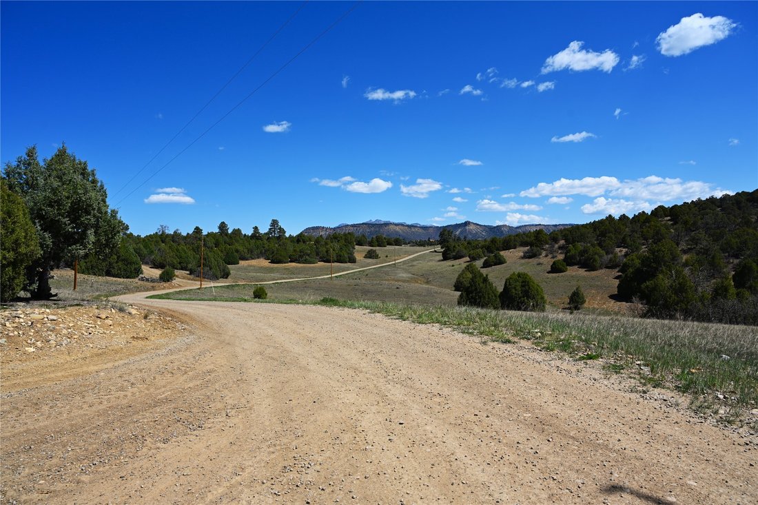 Chama, New Mexico, United States 4 - 17945348