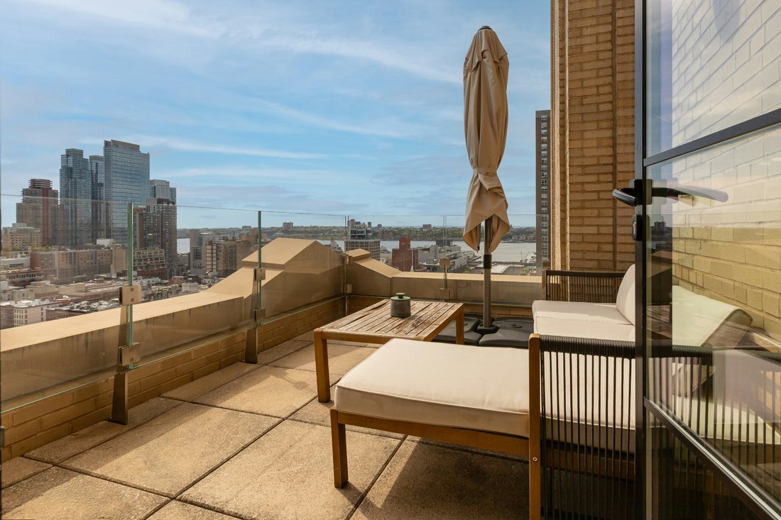 Condo in New York, New York, United States 3 - 17798707