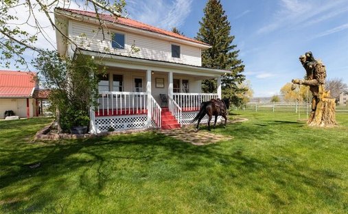 House in Manhattan, Montana, United States 1