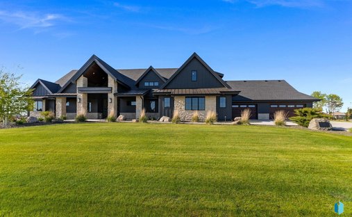House in Harrisburg, South Dakota, United States 1