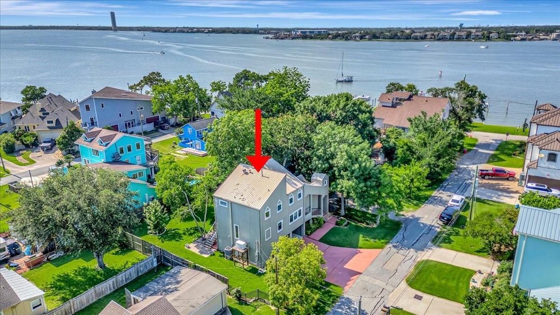 House in Clear Lake Shores, Texas, United States 1 - 17939399