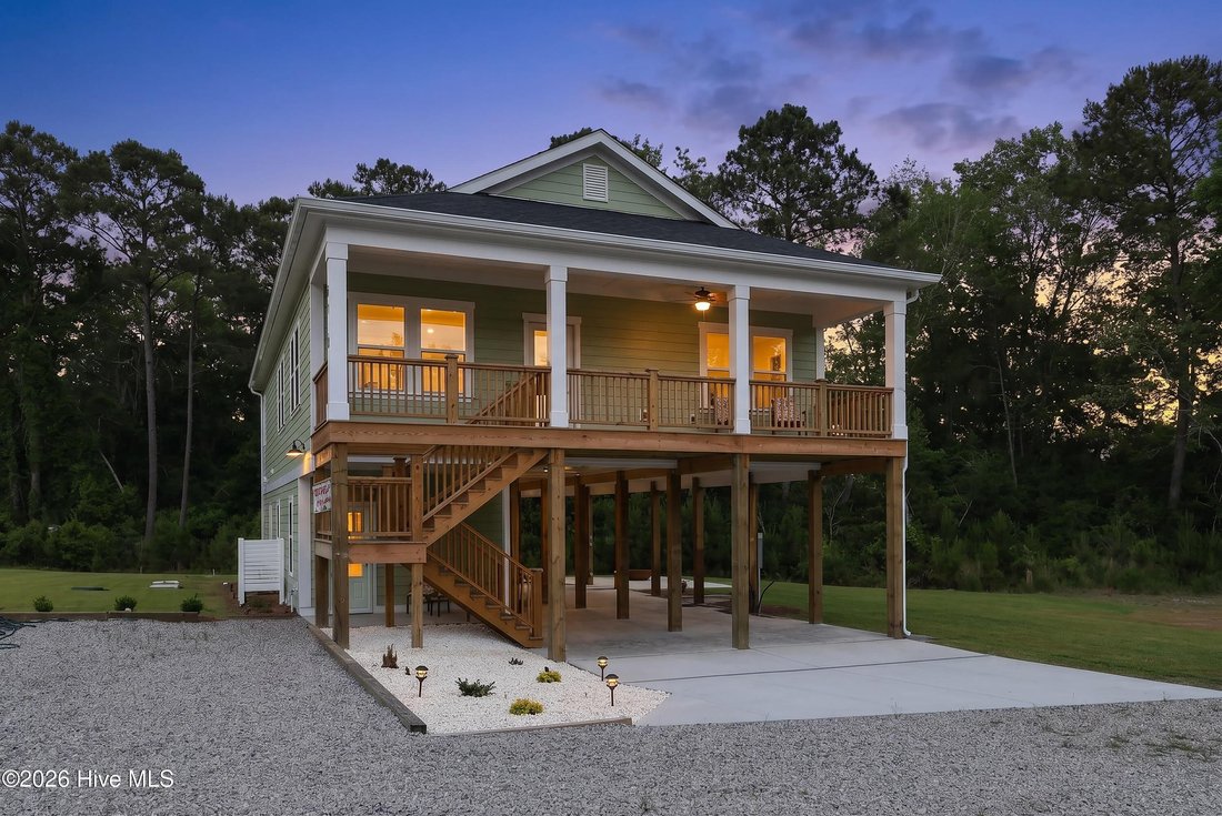 House in Sunset Beach, North Carolina, United States 1 - 17940633