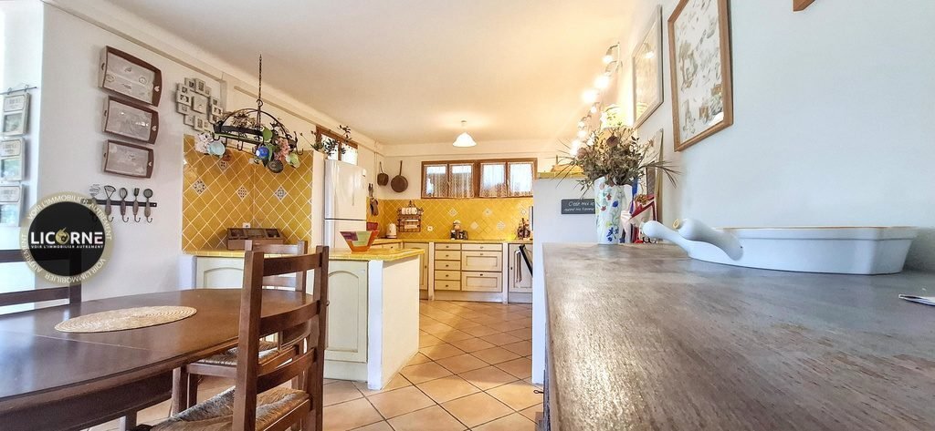 Villa in Bandol, Provence-Alpes-Côte d'Azur, France 4 - 17941922