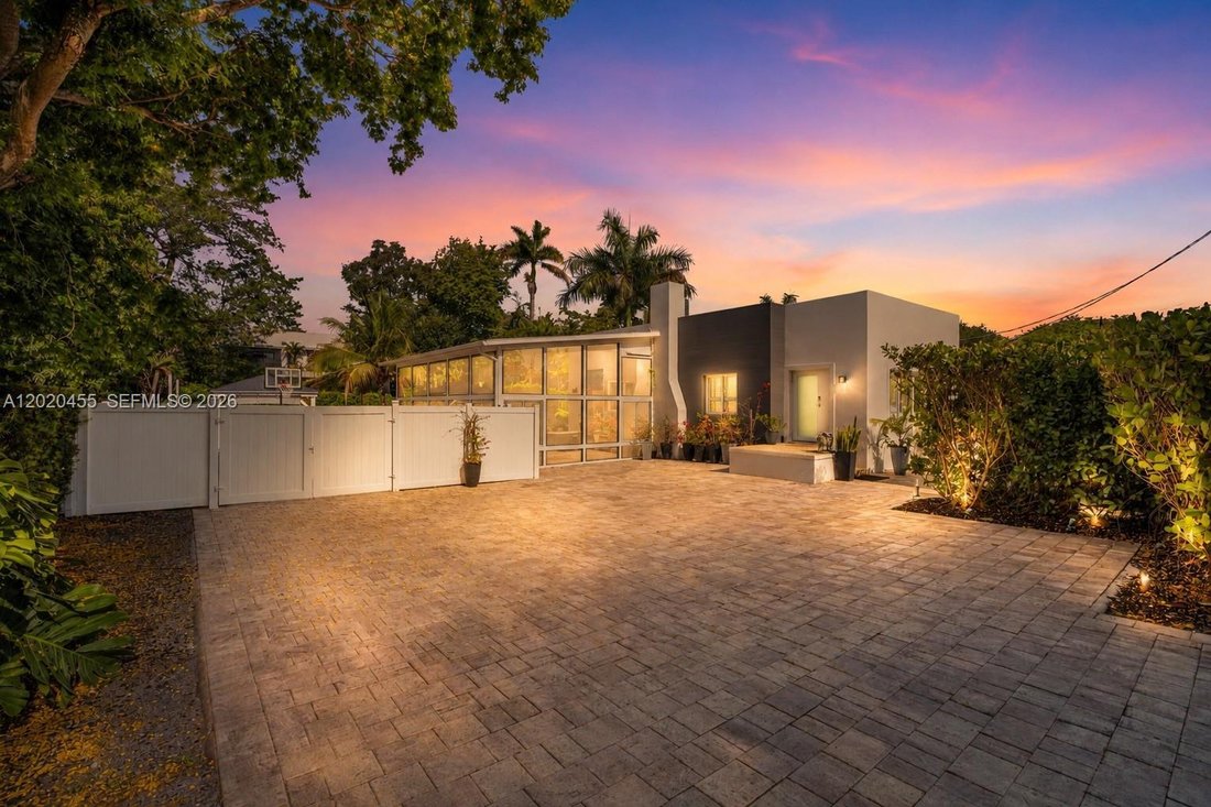 House in Miami, Florida, United States 2 - 17942542