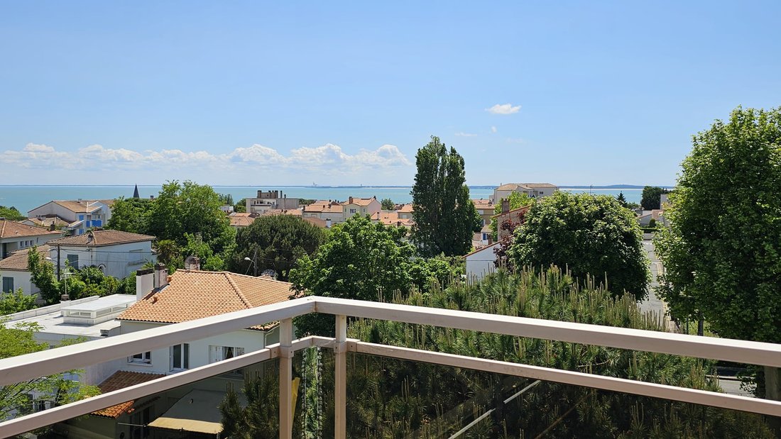 Apartment in Le Fief-La Garenne, Royan, France 1 - 17939545