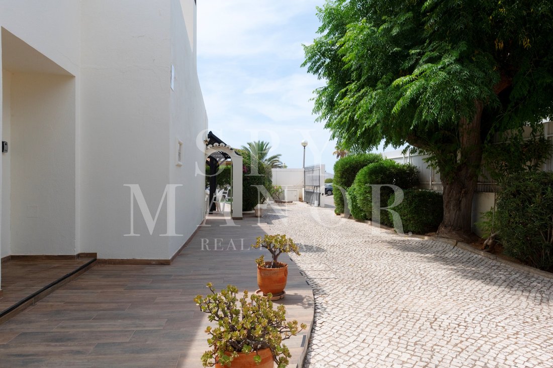 Villa in Carvoeiro, Algarve, Portugal 5 - 17937840