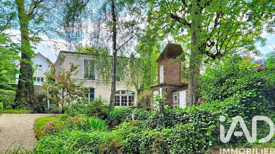 House in Les bords de l'Yerres, Brunoy, France 2 - 17944237