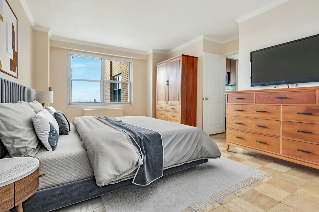 Co Op in New York, New York, United States 2 - 17730774