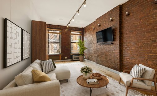House in New York, New York, United States 1