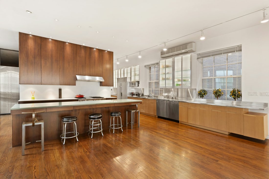 Co Op in New York, New York, United States 4 - 17722447