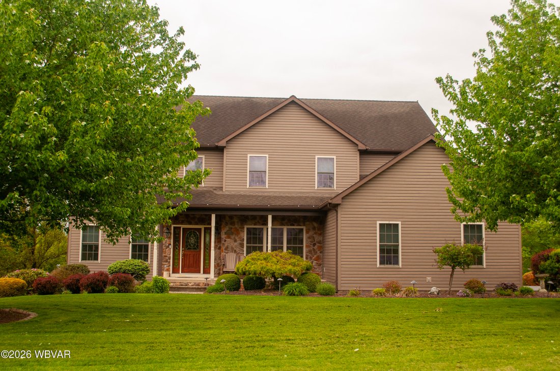 House in Montoursville, Pennsylvania, United States 1 - 17943083