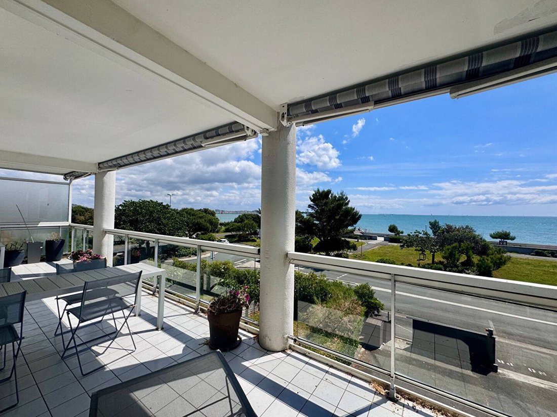 Apartment in Le Genette, La Rochelle, France 1 - 17937458