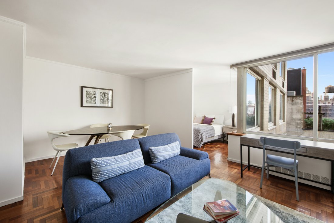 House in New York, New York, United States 2 - 17359804